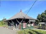  The classic Lackawanna Murray Hill Station building 